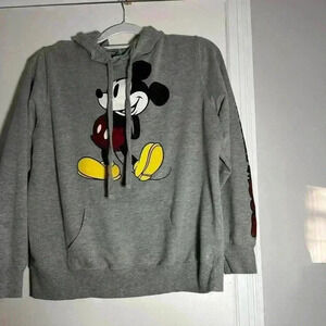 Disney Juniors Mickey Mouse Grey Hoodie Sweatshirt. XL 15-17. Cotton Blend.